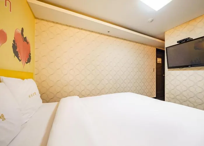 Hongdae Sinchon Touch Motel